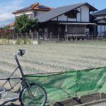 木の家　片流れ瓦屋根