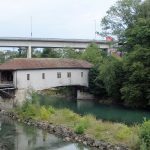 屋根のある橋